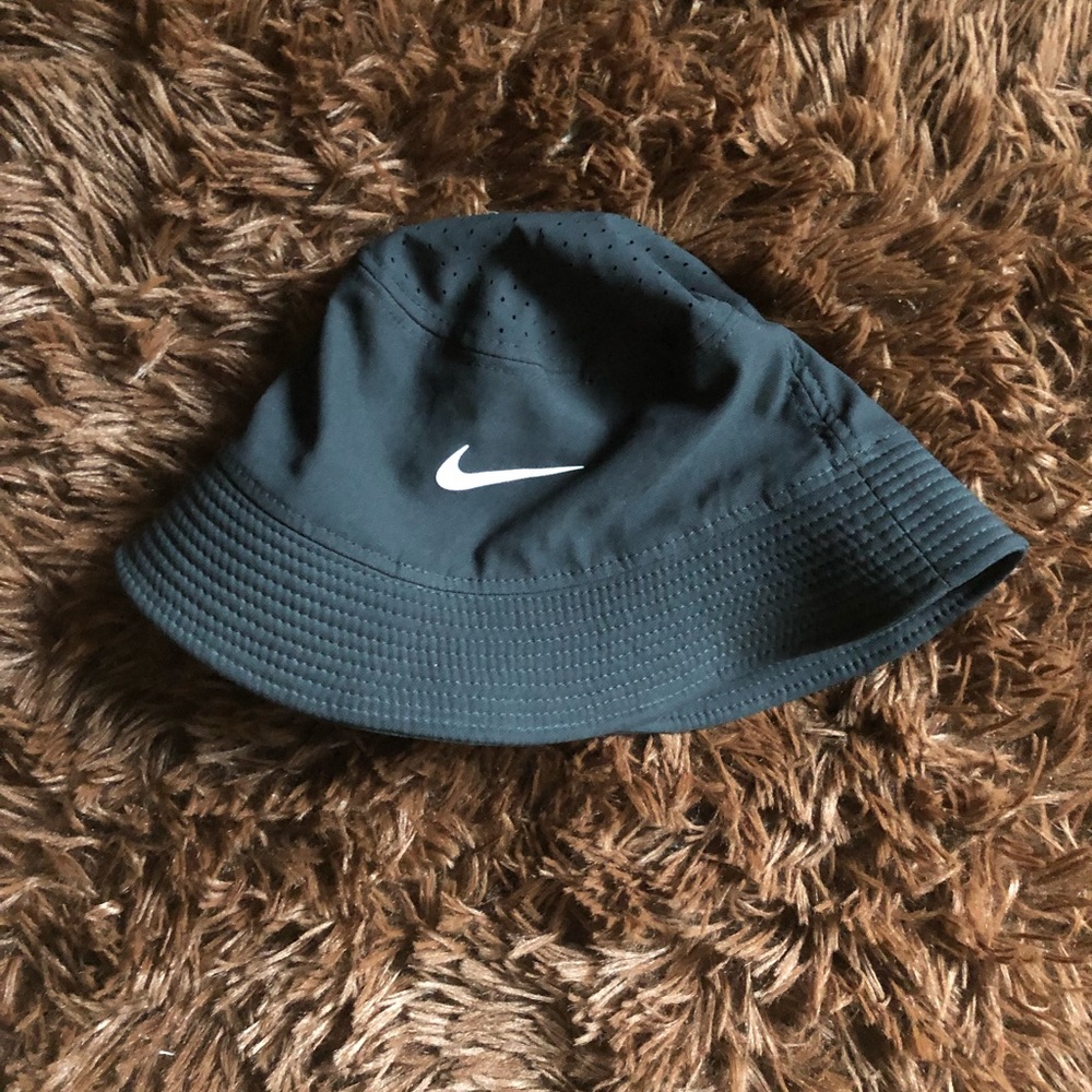 Nike Dri-Fit Bucket Hat